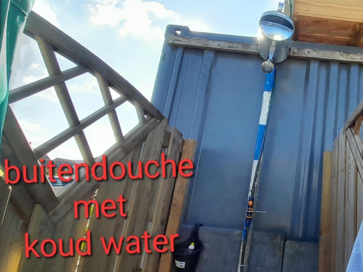 De Huifkar, Trekkershut Bij Sneek Hommerts Exterior foto