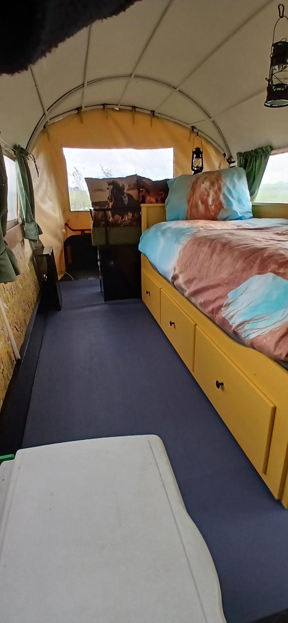 De Huifkar, Trekkershut Bij Sneek Hommerts Exterior foto